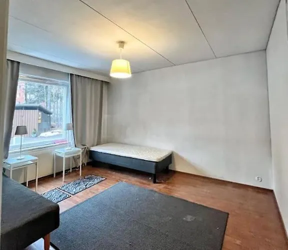 Kotimaailma - Tilava Rivitalo Asunto 3mh Ja Sauna Laehellae Korson Keskustaa