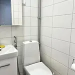 Kotimaailma - Tilava Rivitalo Asunto 3mh Ja Sauna Laehellae Korson Keskustaa